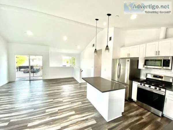 6732 12 Irvine Avenue North Hollywood CA 91606