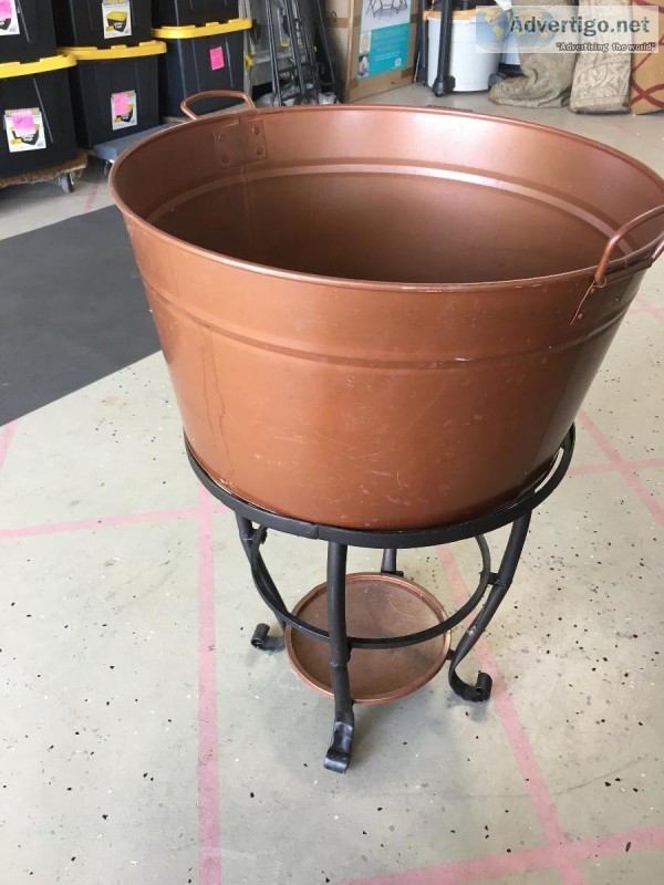BEER and LIQUOR TUB