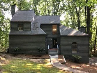 Welcome to 1533 Hillhaven Dr Marietta GA 30062
