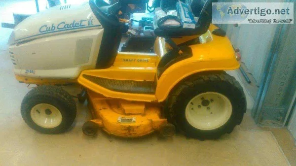 2000 Cub Cadet tractor