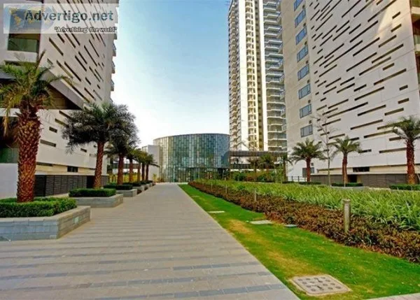 Ireo Grand Arch &ndash3BHKServant Apartments