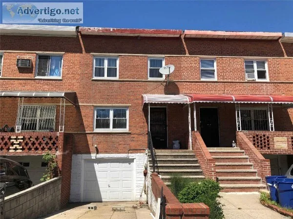 ID (LIM) Attached Brick Colonial For Sale