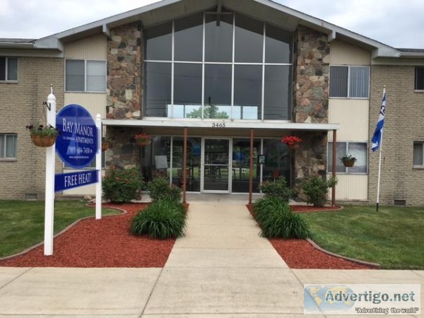 NEW Listing - 2 Bedroom CORNER UPPER Move in July 13th
