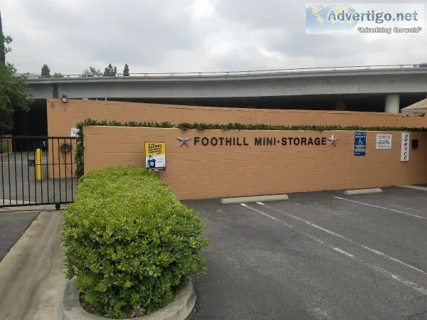 Clean Convenient and Secure Storage Facility in Arcadia CA.