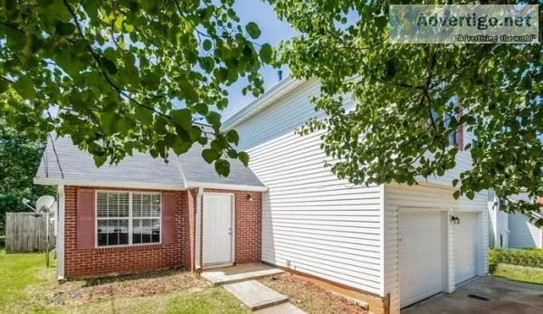 4287 Ward Bluff Dr Ellenwood GA 30294