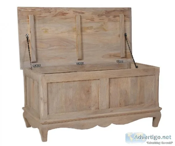 Bordrum Blanket Box