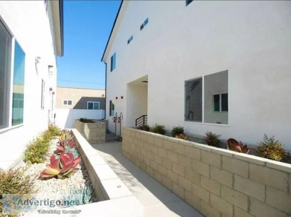 6732 Irvine Avenue North Hollywood CA 91606