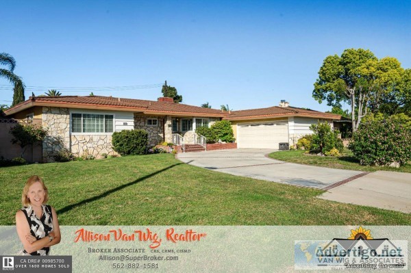 Custom Ranch Style Mid-Century Artesia Home