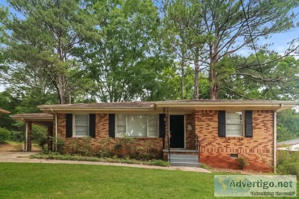 Priceless home in 2392 Hopewell Ln Decatur GA 30032