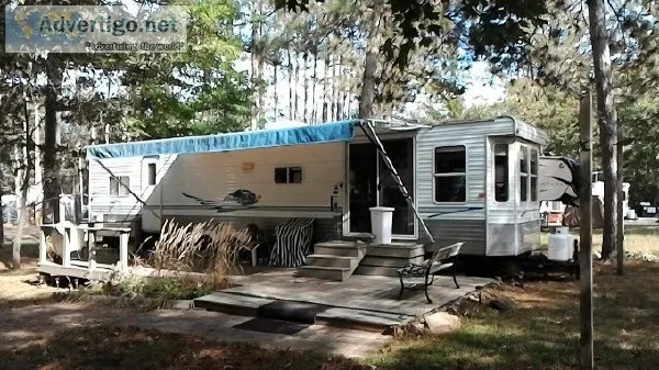 39  Nomad Skyline Park Model 2006