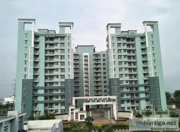 Eldeco City Breeze - 3BHKStore apartment on IIM Road
