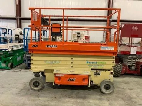 JLG Scissor Lift 32 Ft.
