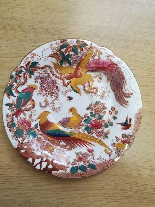 ROYAL CROWN DERBY OLDE AVESBURY