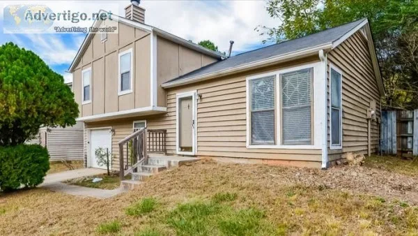 6297 Crrekford Ln Lithonia GA 30058