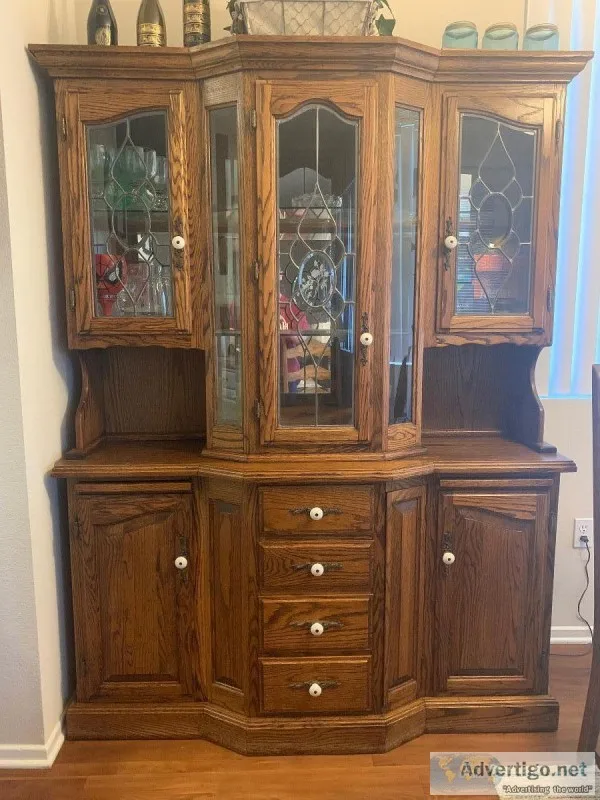 Solid Oak China Cabinet wHutch
