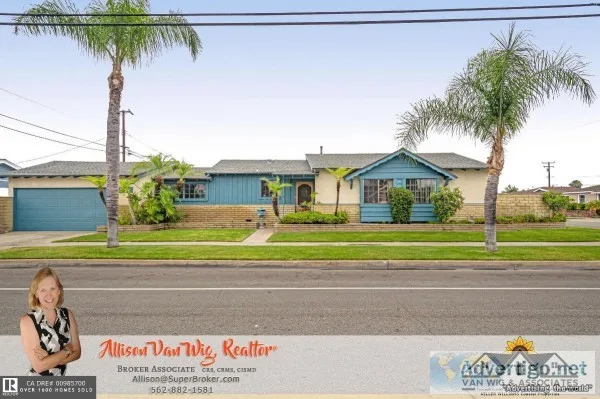 JUST LISTED Large Corner Lot SunRay Estates Bellflower Home
