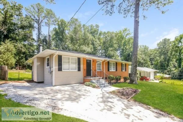 2286 Meadowlane Dr SW Atlanta GA 30311
