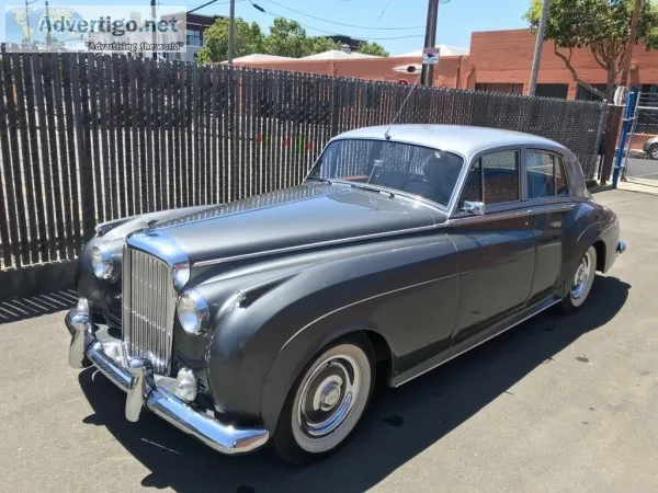 23363 1957 Bentley S1 Saloon Left-Hand Drive