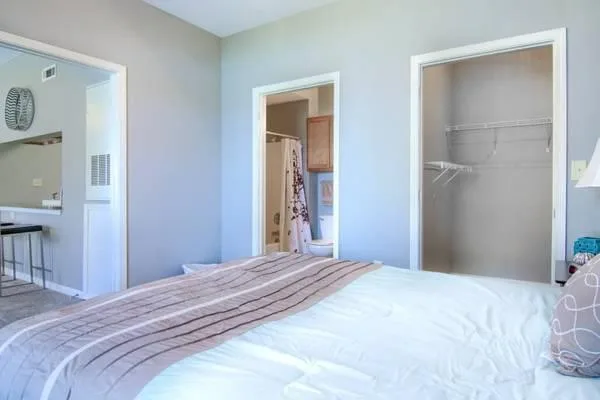 Very Nice comfort--2 Bedroom1 bathroom