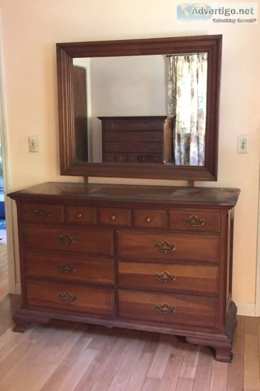 Maple Dresser Set with mirror