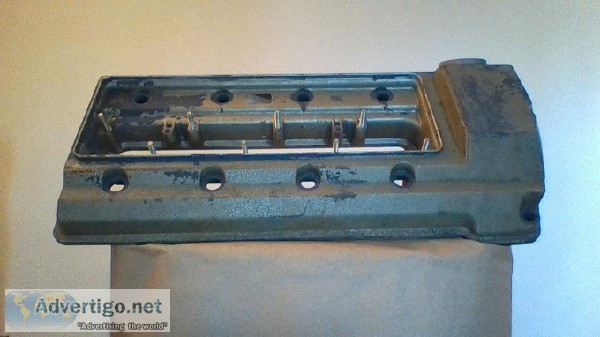 BMW engine valve cover