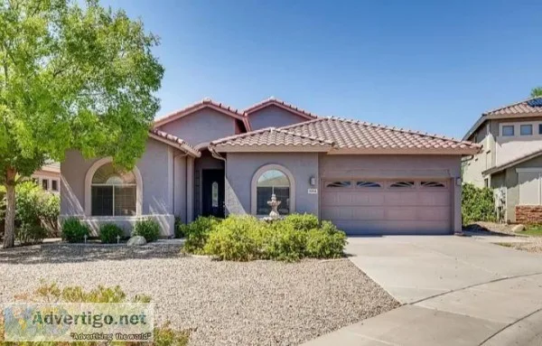 Pretty Former Model Arrowhead Home