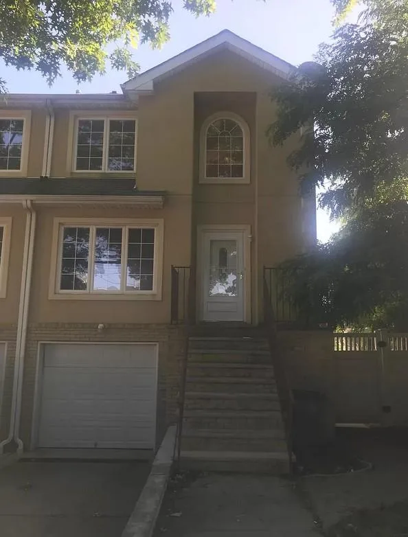 Magnificent 3Bedrooms 2.5bath house for rent -  nice location- h