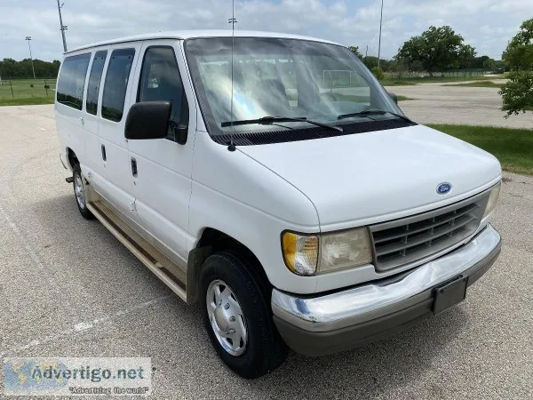 1996 Ford E350 Passenger Van XLT