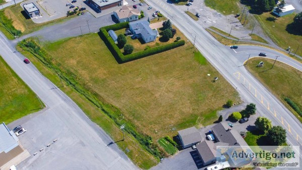 Large vacant land on a main road EXCELLENT LOCATION