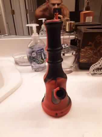 Volcano Water Bong