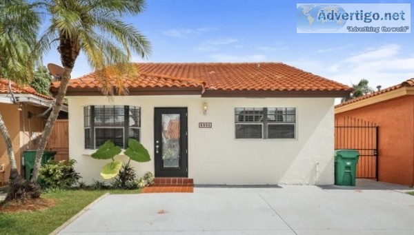8806 NW 114th Terrace Hialeah Gardens FL 33018