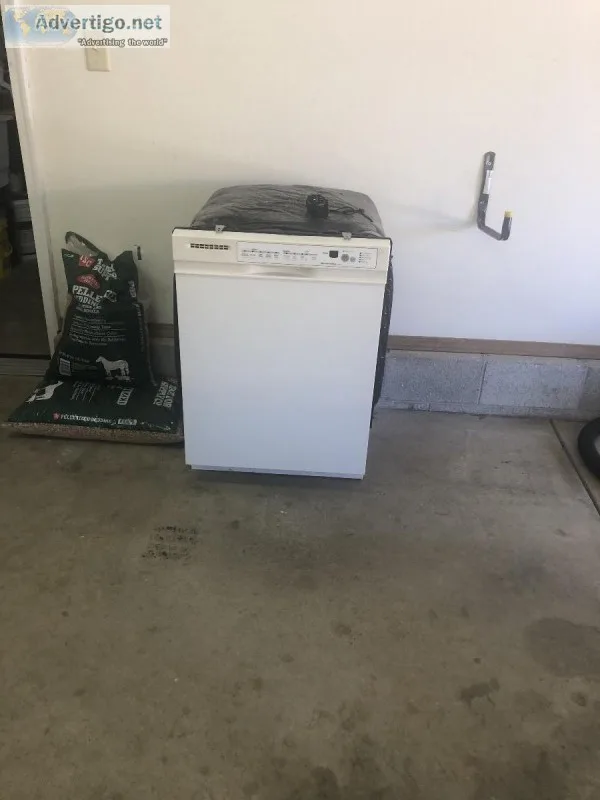 DISHWASHERAMANA USED