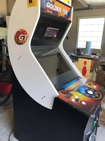 Golden Tee Live 2009 Arcade Game