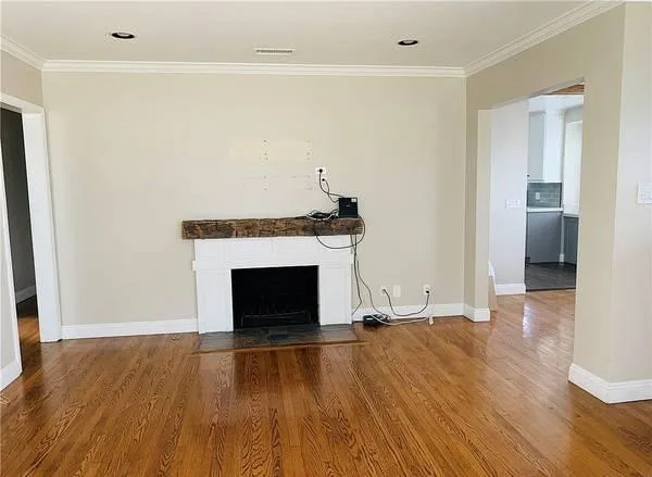 Comfortable  3br with 1bth - 1320ft2  with Neighborhood Watch