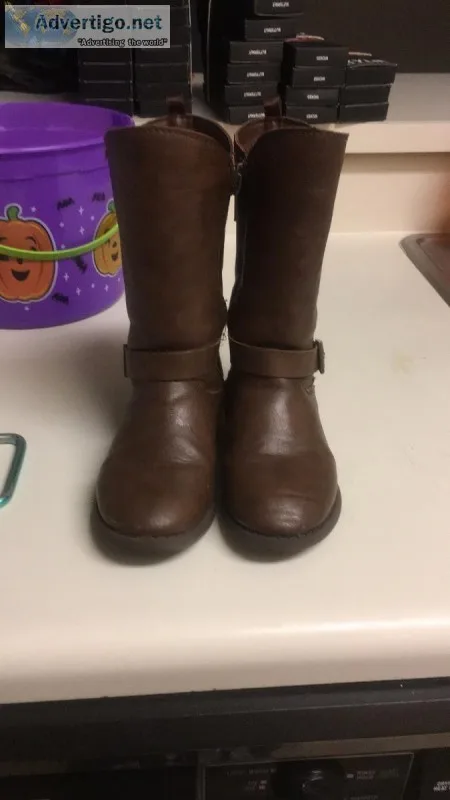 Little girls brown boots 1