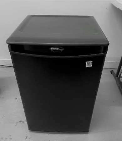 Danby Refrigerator DAR026A1BDD 2.6 cu. ft.