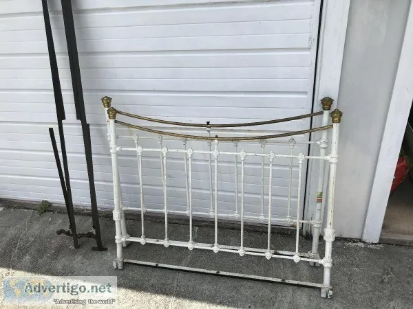 Rod Iron Bed with Brass Trim
