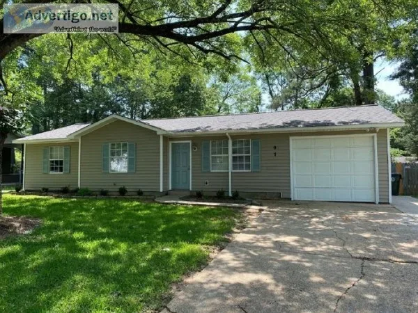 Home sweet home (3015 Springbrook Tuscaloosa AL 35405)
