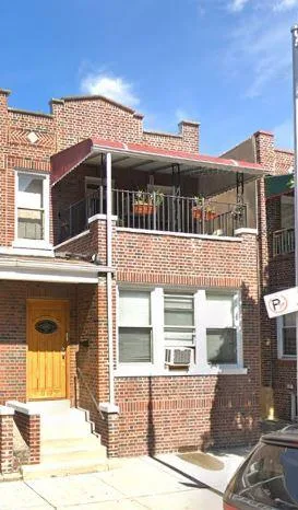 ID  1374775 Spacious 3 Bedroom Apartment for Rent in Glendale