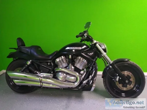 2004 HARLEY DAVIDSON V-ROD  TAMPA BAY WHOLESALE CARS INC. 