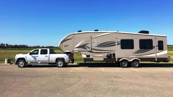 2015 Forest River Shasta Phoenix 32RE Fifthwheel For Sale