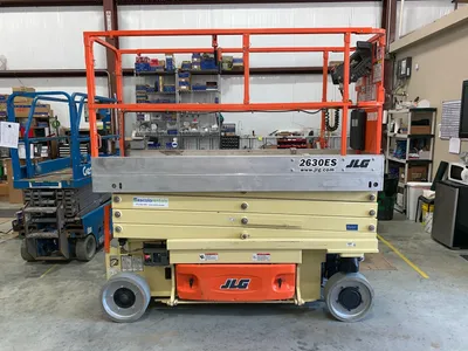JLG Scissor Lift 26 Ft.