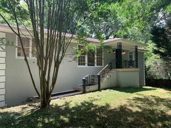 2940 Benjamin E Mays Dr SW Atlanta GA