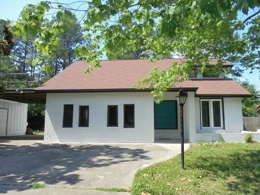 3325 Devilla Trace Atlanta GA 30349