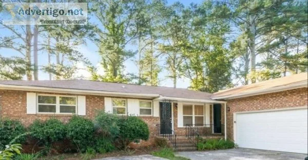 2354 Navajo Trl SW Atlanta GA 30331