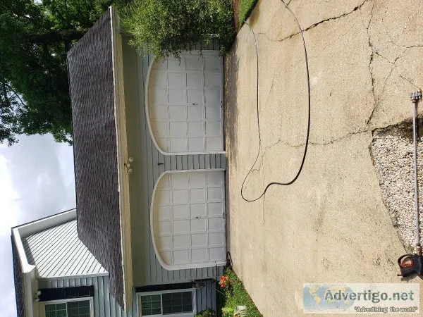 Stream cleaning driveway