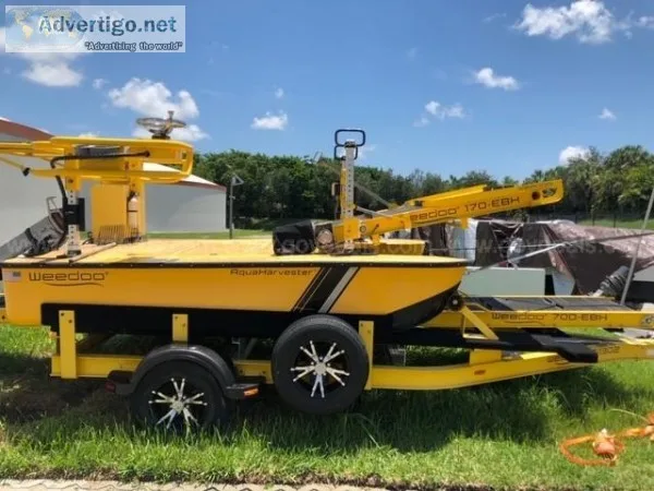 2016 Weedoo Aquaharvester Conveyor Harvesting System and Trailer