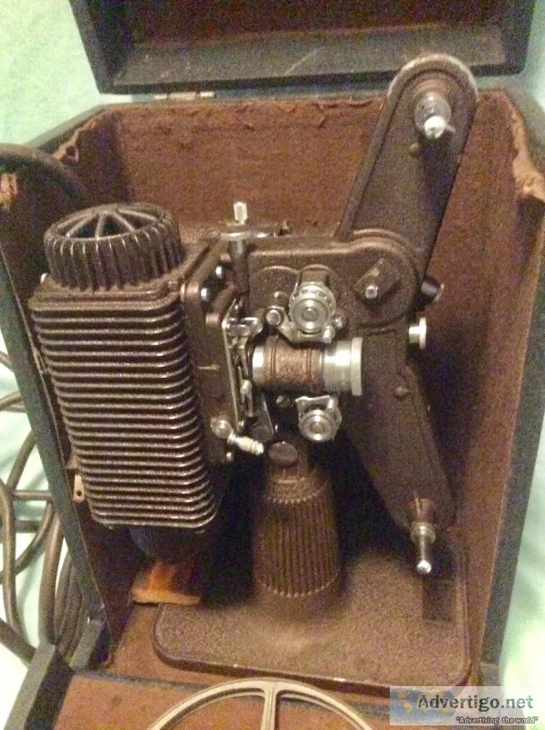 Vintage 8mm Revere Projector