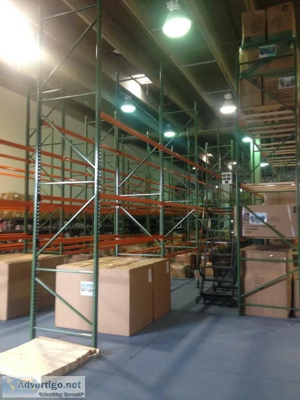 Pallet Racks Warehouse Shelving for Boxes Shipments Drop Box Car