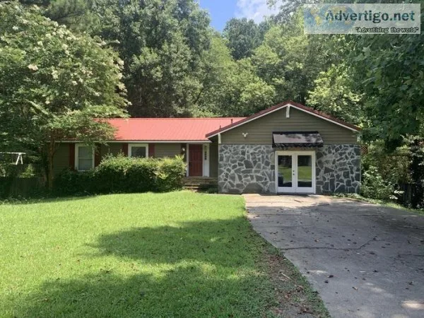 525 Hearthstone Ln SE Marietta GA 30067